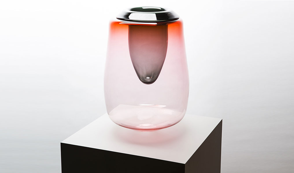 Vase de luxe pièce unique en verre soufflé à main levée | Human Heritage