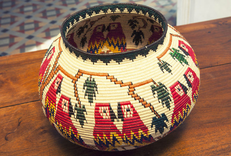 Hosig Di Basket TROPIC, black palm tree, made in Panama, unique piece | Human Heritage