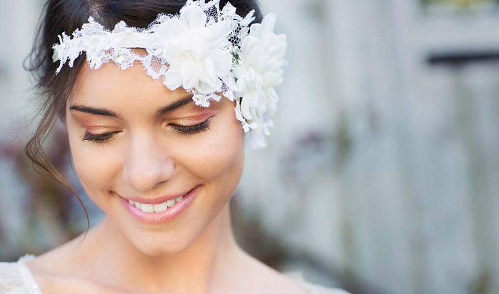 Handmade luxury wedding diadem, chantilly lace | Human Heritage